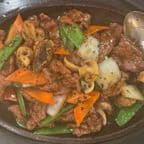 Best Black Pepper Sizzling Beef Steak铁板黑椒牛柳 in Thousand Oaks, CA